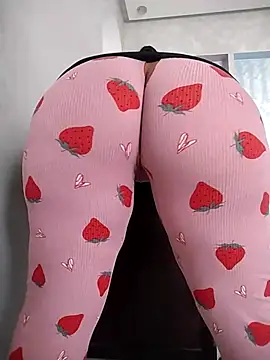 Snapshot of Dalou3a-69 chatting on October 28, 10:03 am Dalou3a-69 online show from October 28, 10:03 am