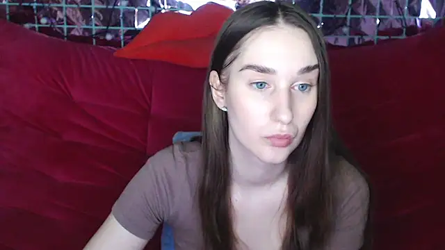 Snapshot of Margarettii chatting on February 23, 4:57 pm Margarettii online show from February 23, 4:57 pm