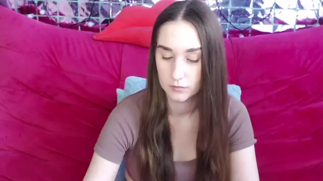 Snapshot of Margarettii chatting on February 23, 1:42 pm Margarettii online show from February 23, 1:42 pm