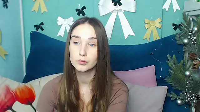 Snapshot of Margarettii chatting on February 16, 7:04 am Margarettii online show from February 16, 7:04 am