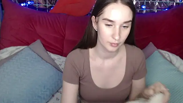 Snapshot of Margarettii chatting on March 16, 4:56 pm Margarettii online show from March 16, 4:56 pm