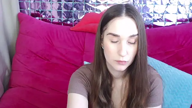 Snapshot of Margarettii chatting on February 23, 5:56 am Margarettii online show from February 23, 5:56 am