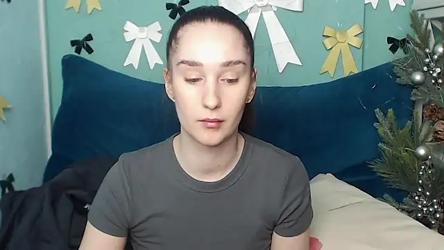 Snapshot of Margarettii chatting on February 17, 8:52 am Margarettii online show from February 17, 8:52 am