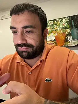 Snapshot of morfeoX chatting on October 30, 7:17 am morfeoX online show from October 30, 7:17 am