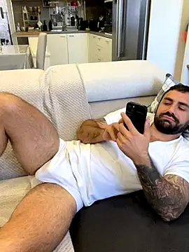 Snapshot of morfeoX chatting on November 1, 12:10 pm morfeoX online show from November 1, 12:10 pm