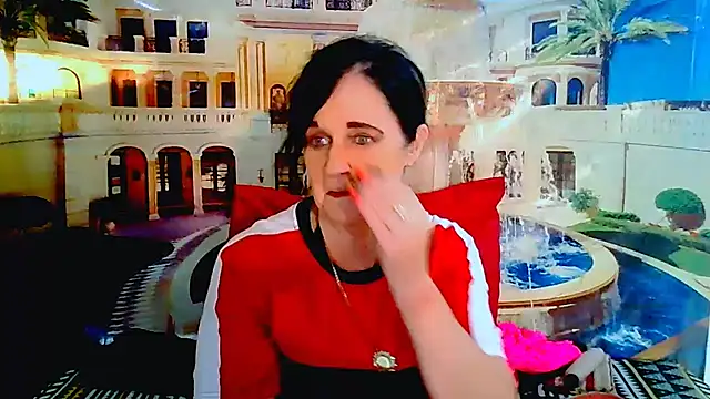 Snapshot of LuciousGrace chatting on July 20, 5:26 am LuciousGrace online show from July 20, 5:26 am