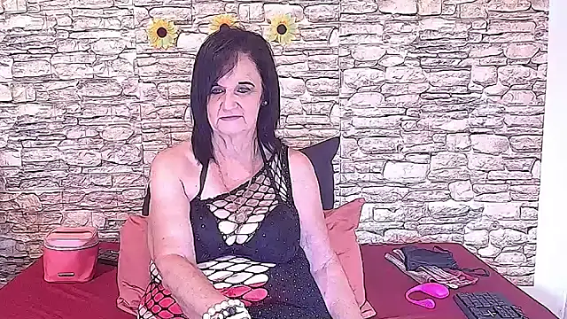 LuciousGrace online show from March 5, 4:53 am