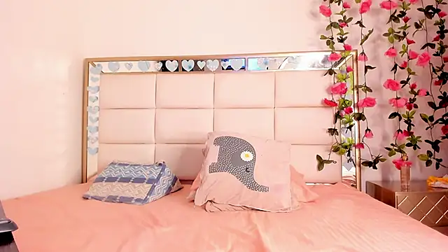 Jenna Harrisonn online show from February 28, 3:04 am