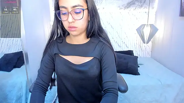 Snapshot of lucelly_15 chatting on March 7, 11:40 am lucelly 15 online show from March 7, 11:40 am