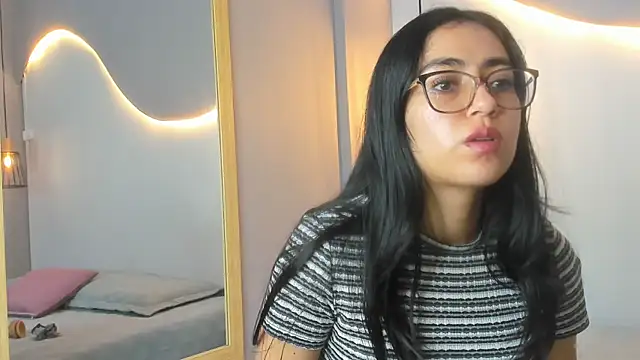 lucelly 15 online show from October 23, 11:42 am