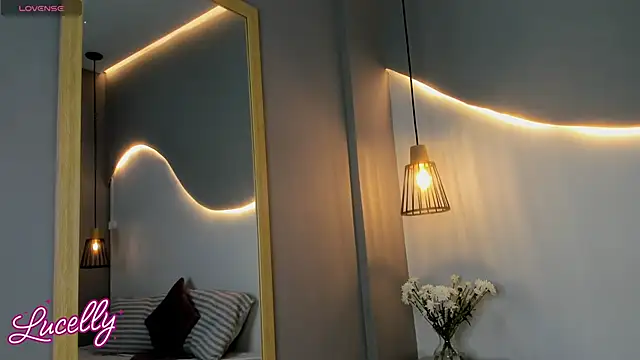 lucelly 15 online show from October 21, 11:31 am