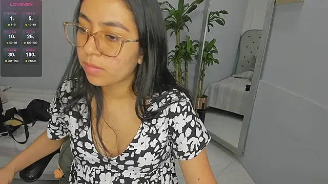lucelly 15 online show from March 3, 11:39 am