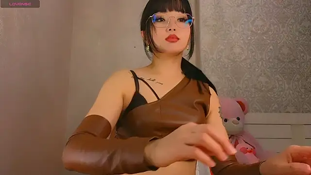 Demonic Angel  online show from April 30, 4:14 pm