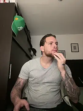 arnold bekam online show from February 25, 10:59 am