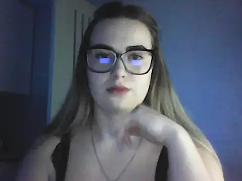 Snapshot of GoddessTenderness chatting on February 14, 5:14 pm GoddessTenderness online show from February 14, 5:14 pm