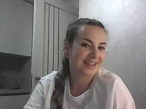 Snapshot of GoddessTenderness chatting on February 26, 8:47 pm GoddessTenderness online show from February 26, 8:47 pm
