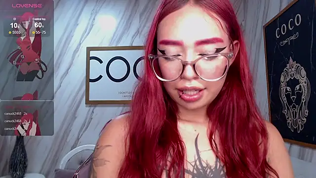 Snapshot of Anni_acker_b chatting on March 5, 1:42 am Anni acker b online show from March 5, 1:42 am