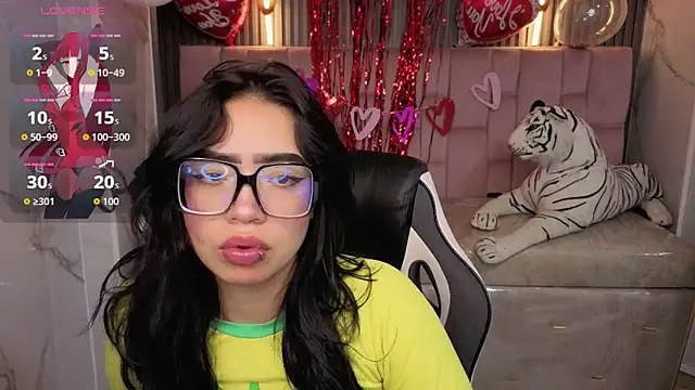 Snapshot of Anni_acker_b chatting on February 21, 12:07 pm Anni acker b online show from February 21, 12:07 pm