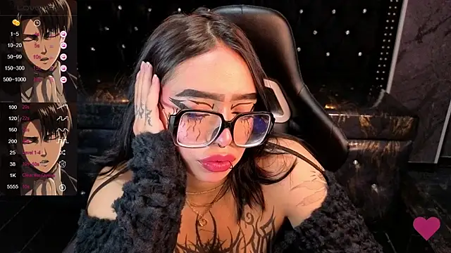 Snapshot of Anni_acker_b chatting on June 3, 2:33 pm Anni acker b online show from June 3, 2:33 pm