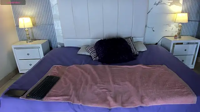 JanickBaker online show from September 30, 12:00 pm