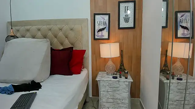 KimberlyBigBoobs online show from October 7, 4:24 am