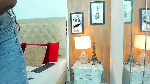 KimberlyBigBoobs online show from October 20, 9:59 pm