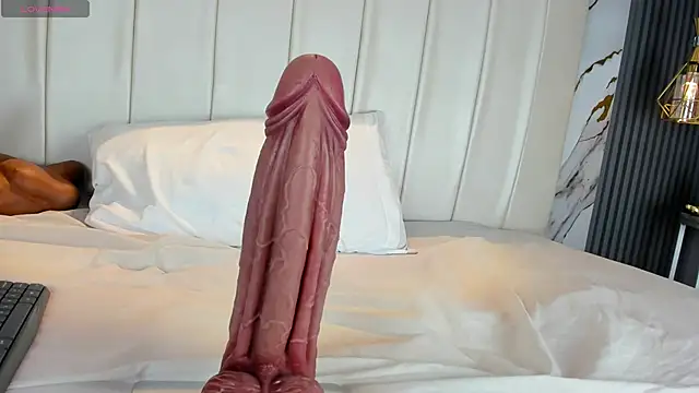 EvaMillins online show from December 3, 4:24 am