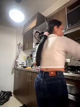 Naatalia online show from March 26, 6:06 pm