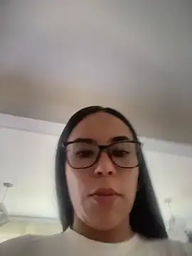 Naatalia online show from April 5, 6:47 pm