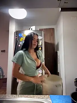 Naatalia online show from April 11, 7:28 pm