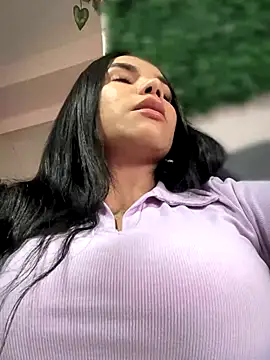 Naatalia online show from September 18, 9:40 pm