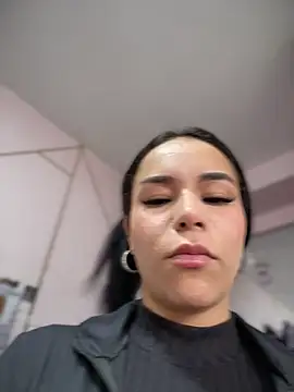 Naatalia online show from November 27, 5:46 pm