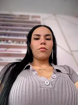 Naatalia online show from June 4, 5:28 pm