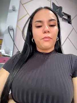 Naatalia online show from February 21, 5:04 pm