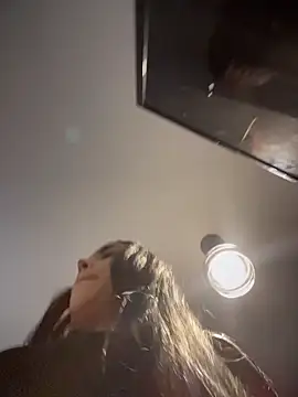 Naatalia online show from April 17, 9:06 pm