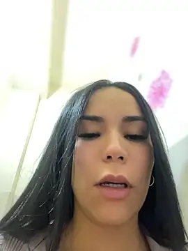 Snapshot of Naatalia chatting on July 18, 8:06 pm Naatalia online show from July 18, 8:06 pm