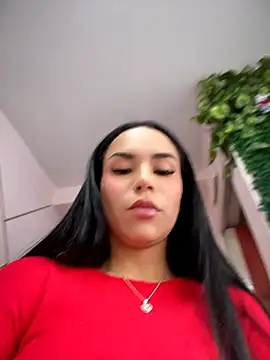 Snapshot of Naatalia chatting on June 25, 6:13 pm Naatalia online show from June 25, 6:13 pm