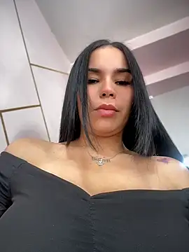 Snapshot of Naatalia chatting on July 4, 8:02 pm Naatalia online show from July 4, 8:02 pm