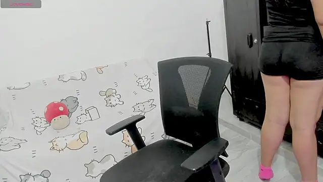 Naoko 7w7 online show from November 25, 10:54 pm