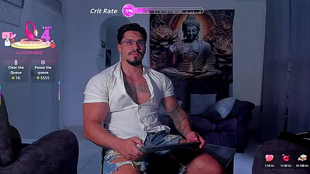 Snapshot of Valentino_Dosantos_ chatting on October 3, 8:21 pm Valentino Dosantos online show from October 3, 8:21 pm