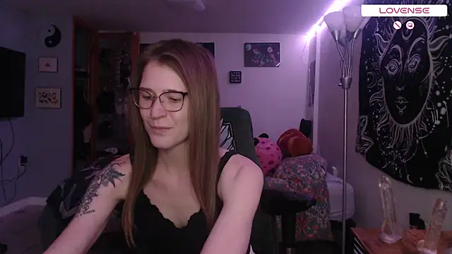 wetwildwhore online show from November 14, 9:07 pm