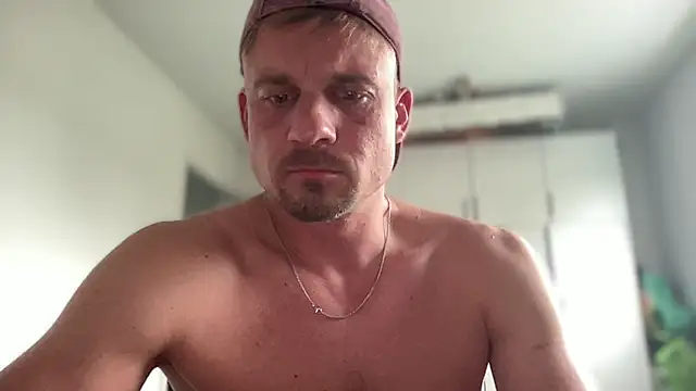 Snapshot of Hagener985 chatting on May 11, 7:54 am Hagener985 online show from May 11, 7:54 am