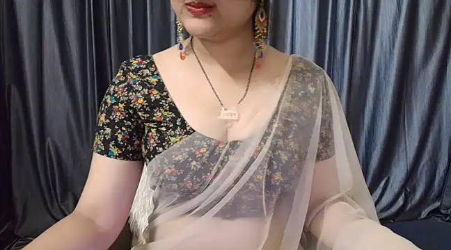 Snapshot of goldiwets chatting on March 3, 7:24 am goldiwets online show from March 3, 7:24 am