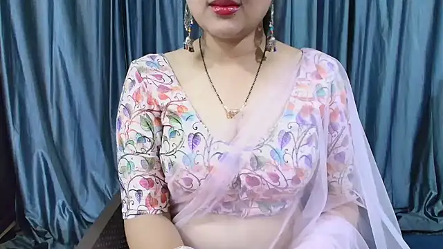 Snapshot of goldiwets chatting on November 10, 4:12 pm goldiwets online show from November 10, 4:12 pm