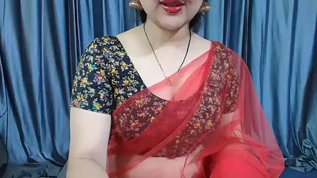 Snapshot of goldiwets chatting on December 2, 3:41 am goldiwets online show from December 2, 3:41 am