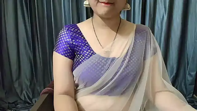 Snapshot of goldiwets chatting on November 5, 3:59 pm goldiwets online show from November 5, 3:59 pm