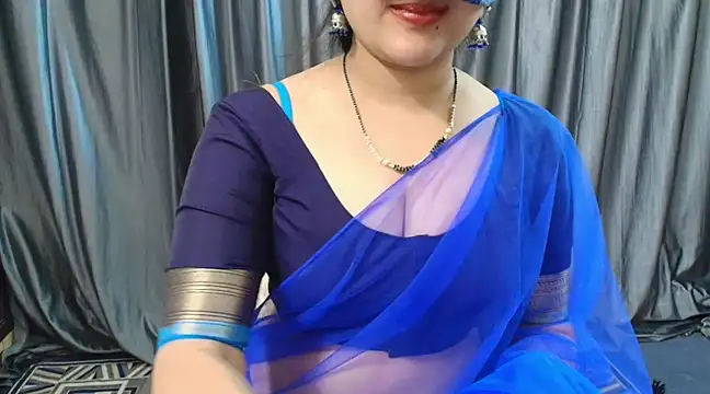 Snapshot of goldiwets chatting on March 18, 10:50 am goldiwets online show from March 18, 10:50 am