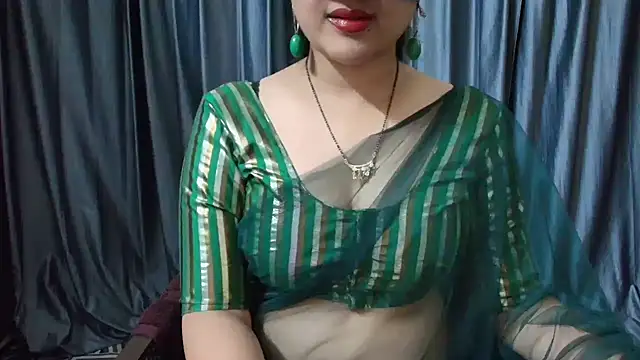 Snapshot of goldiwets chatting on November 6, 4:22 pm goldiwets online show from November 6, 4:22 pm