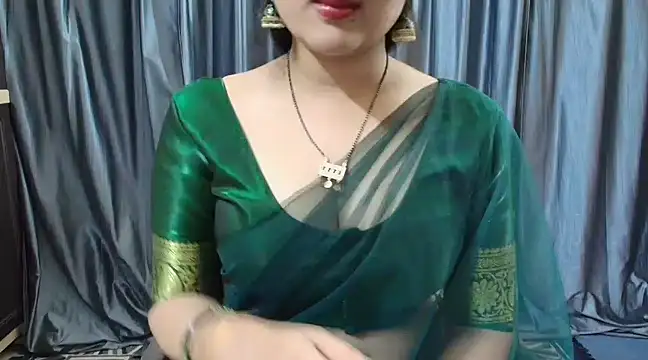 Snapshot of goldiwets chatting on March 2, 2:58 pm goldiwets online show from March 2, 2:58 pm
