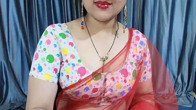 Snapshot of goldiwets chatting on November 27, 4:13 am goldiwets online show from November 27, 4:13 am